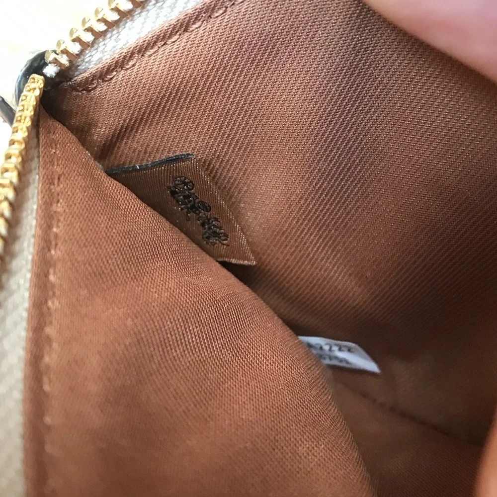 Coach wallet๐๐ - Picture 9 of 10